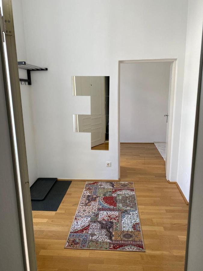 Central Two Bedroom Apartment Viyana Dış mekan fotoğraf
